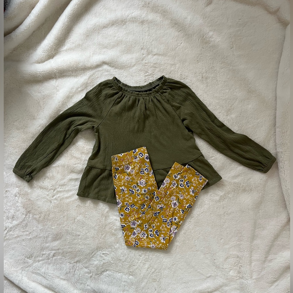 Carters fall 2 piece set- size 7 girls - Picture 2 of 5